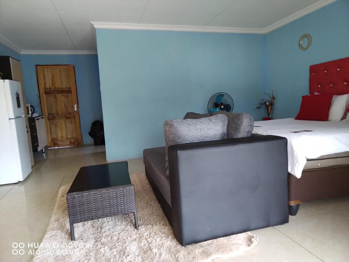 Acornhoek Moholoholo Lodge מראה חיצוני תמונה